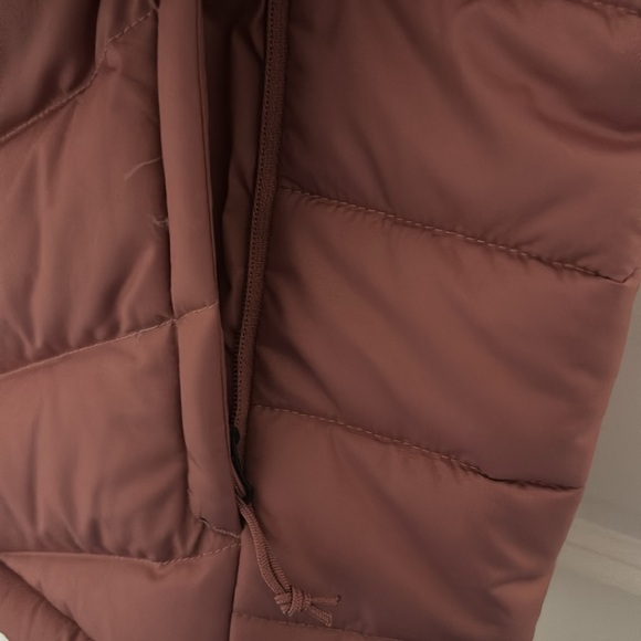 The North Face Puffer Vest - Picture 5 of 5